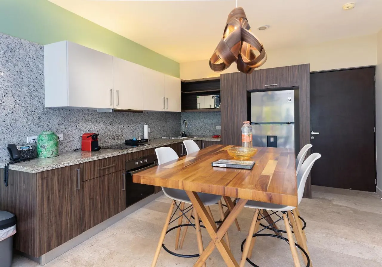 Palmares Luxe Apartment By Simply Comfort 普拉亚卡门 0*,