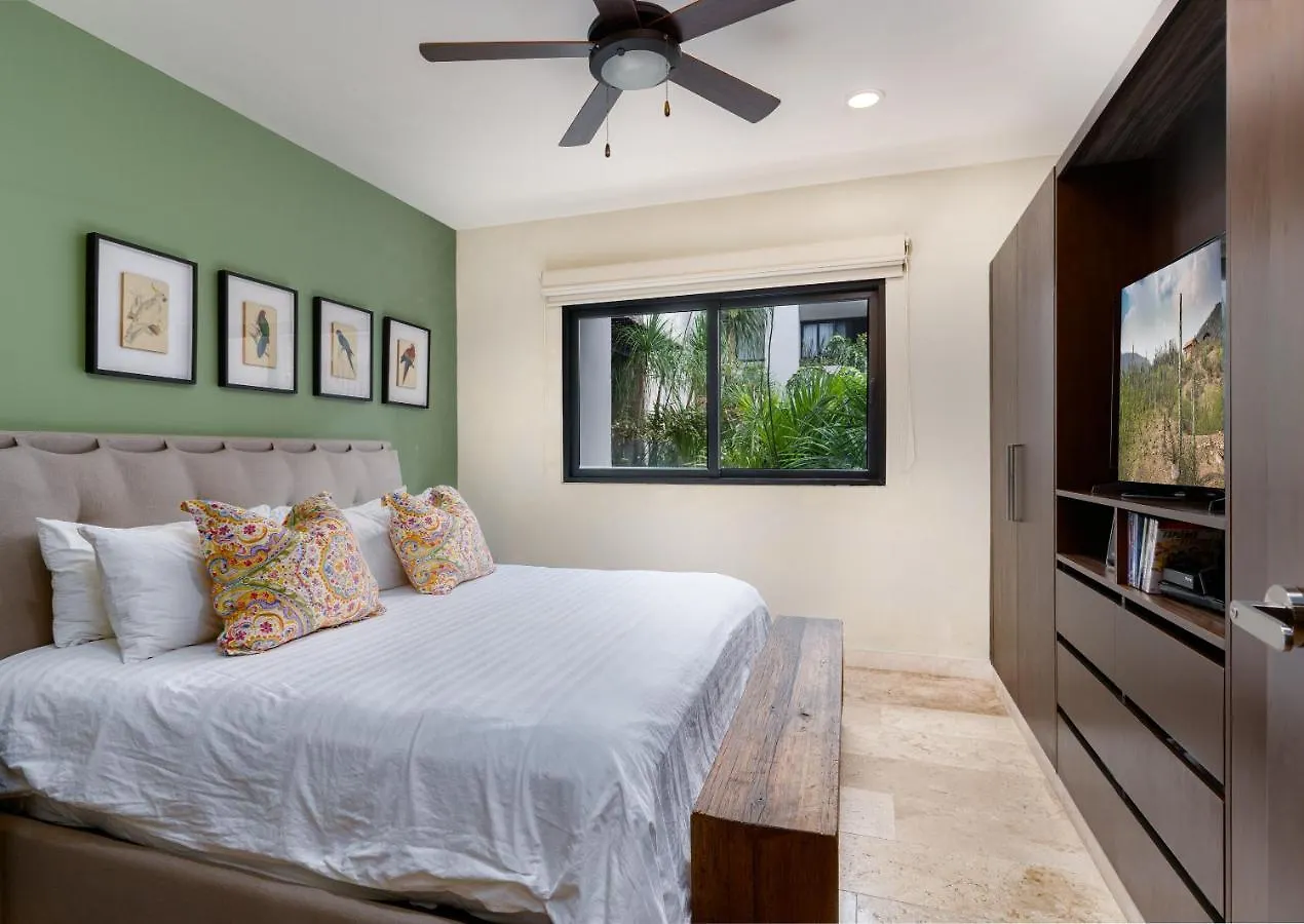 Palmares Luxe Apartment By Simply Comfort location